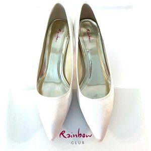 Ivory Satin Pointy-toe Bridal Pumps Dyeable size 9.5 Kitten Heel Rainbow Club